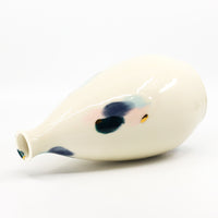 Porcelain vase in watercolor