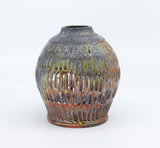 Bud vase 32