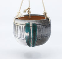 Small hanging planter 44