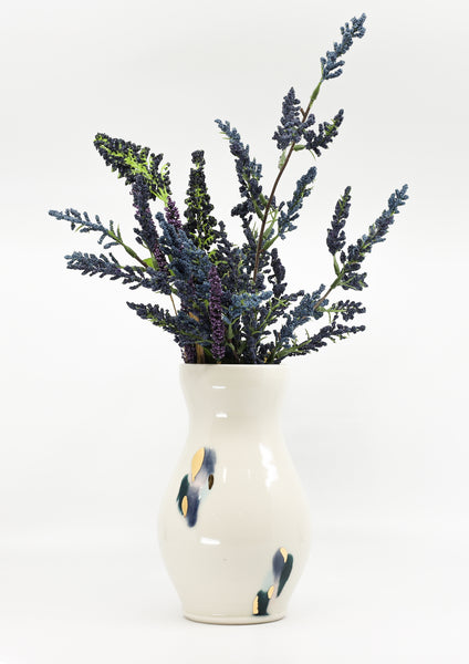 Vase in watercolor