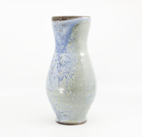 Vase in butter blue