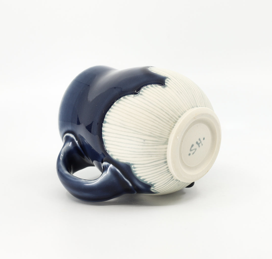 Belly mug 9