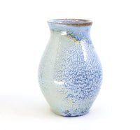 Vase in butter blue