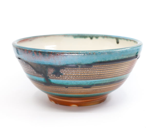 Large soda-fired serving bowl 3