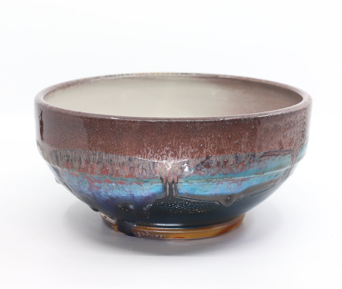 Large soda-fired serving bowl 4