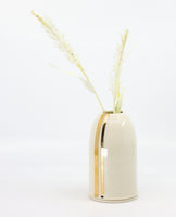 Bud vase in snow white and gold