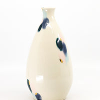 Porcelain vase in watercolor